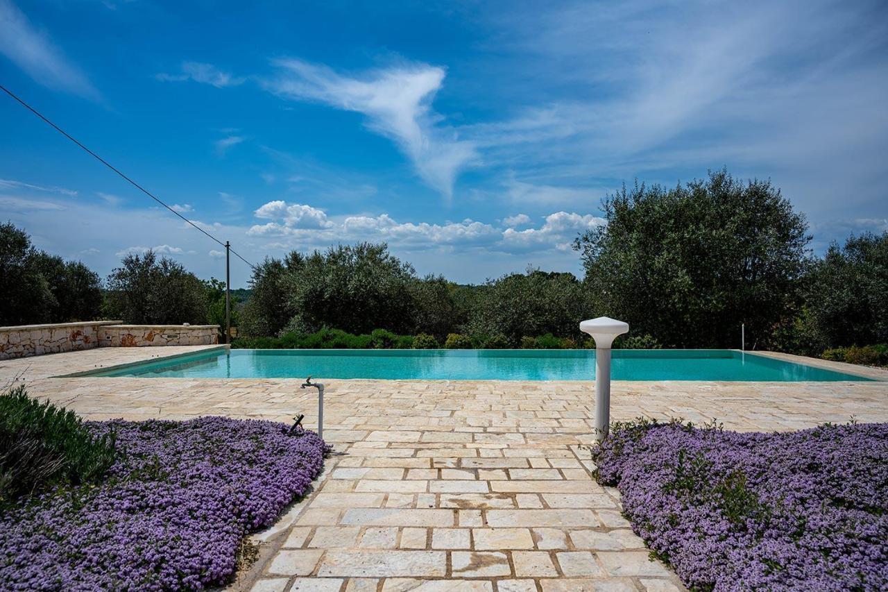 Bed and Breakfast Relais Trulli Le Icone Остуни Экстерьер фото