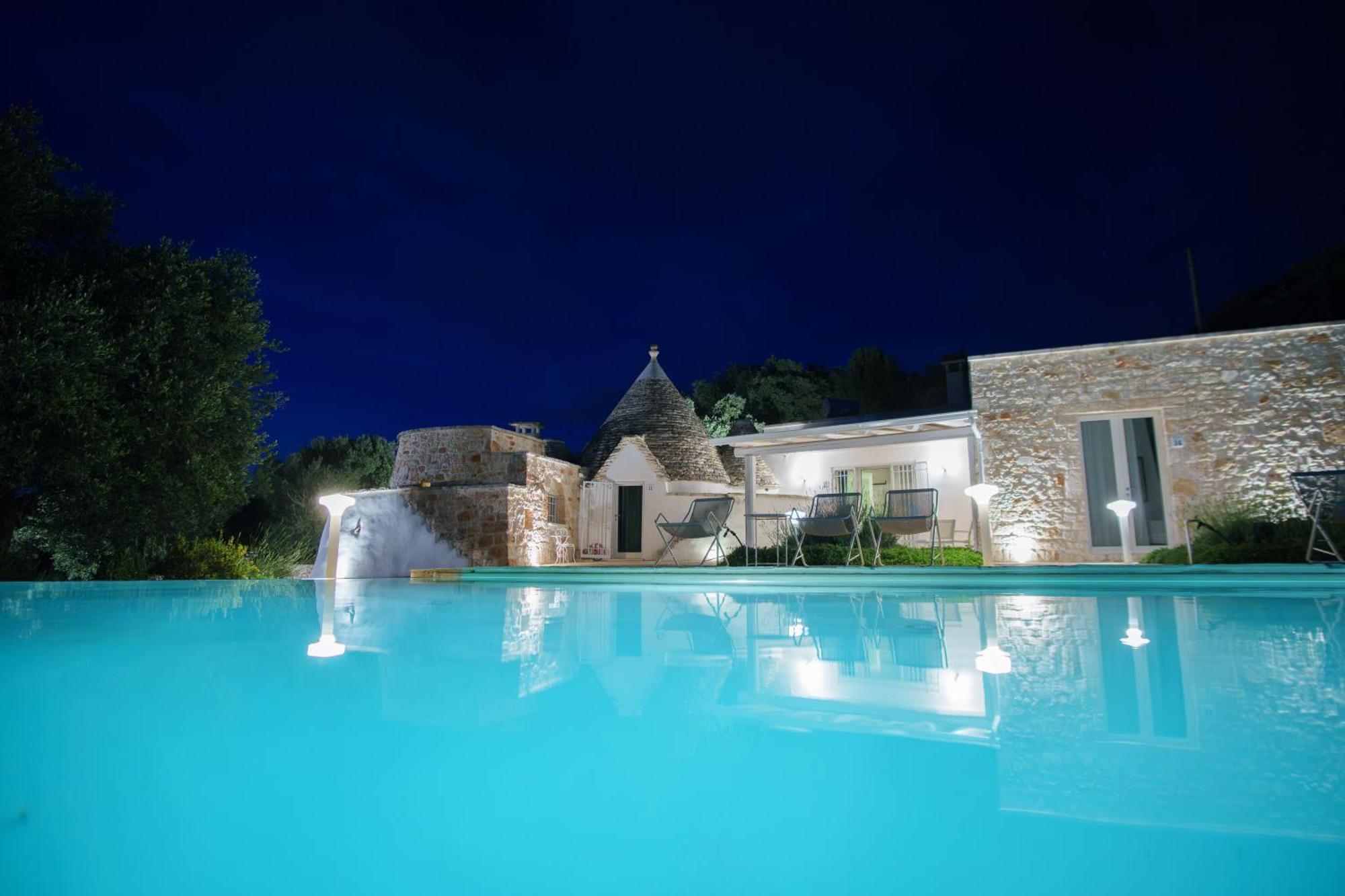 Bed and Breakfast Relais Trulli Le Icone Остуни Экстерьер фото