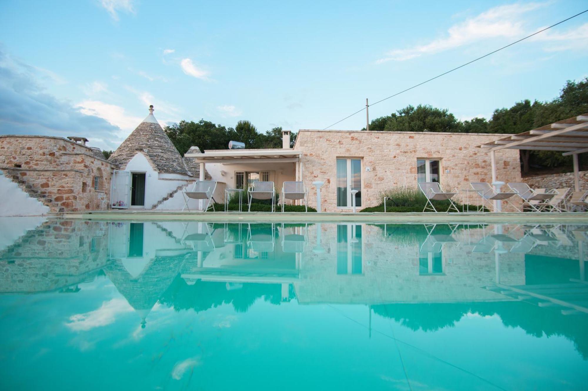 Bed and Breakfast Relais Trulli Le Icone Остуни Экстерьер фото