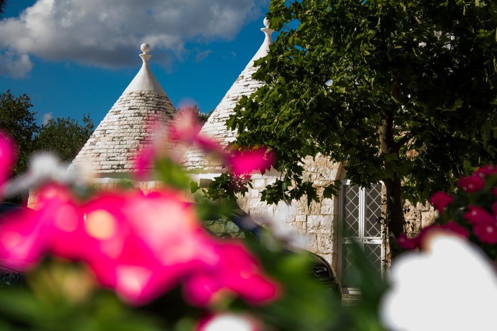 Bed and Breakfast Relais Trulli Le Icone Остуни Экстерьер фото